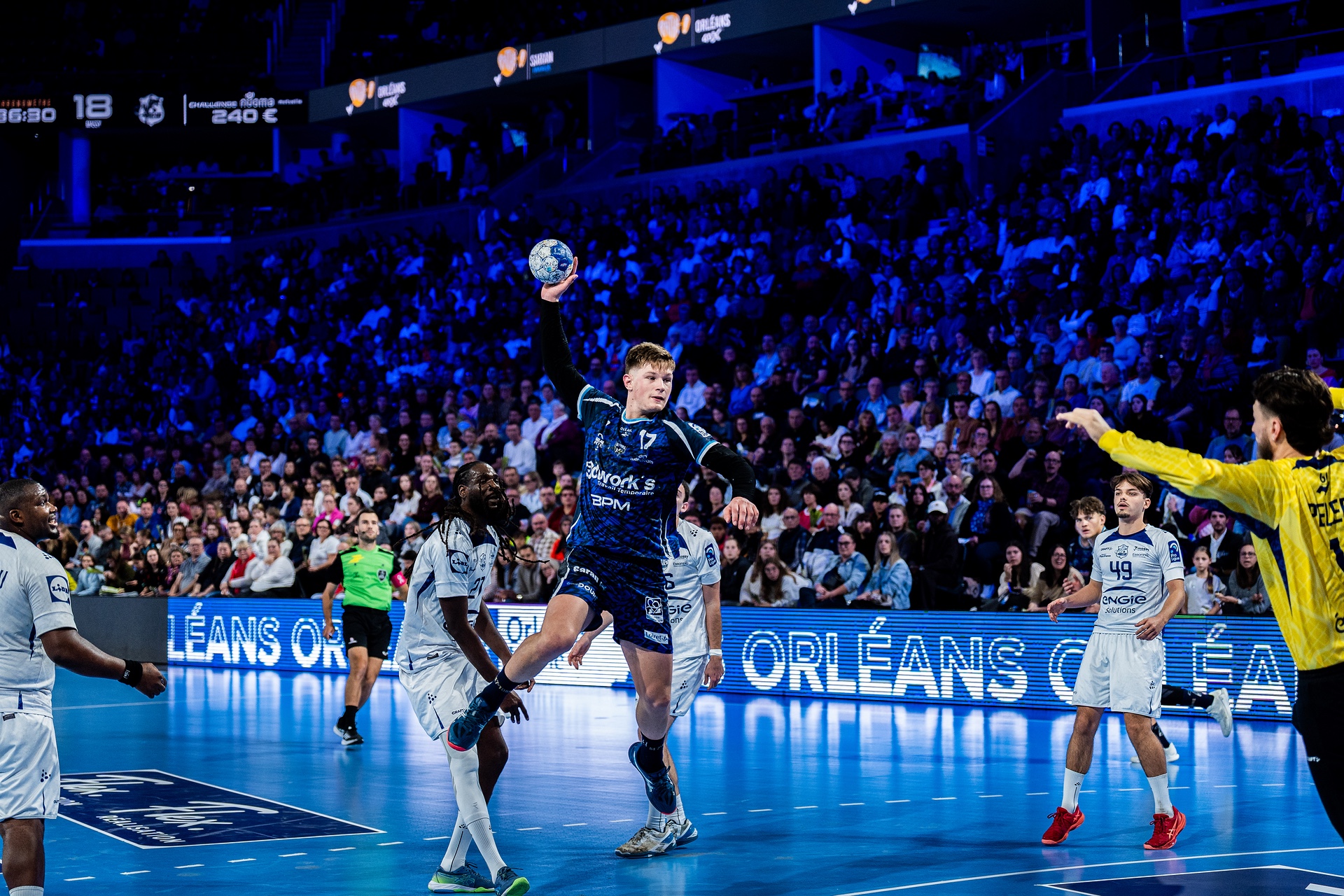 DSC06087.jpg_compressed