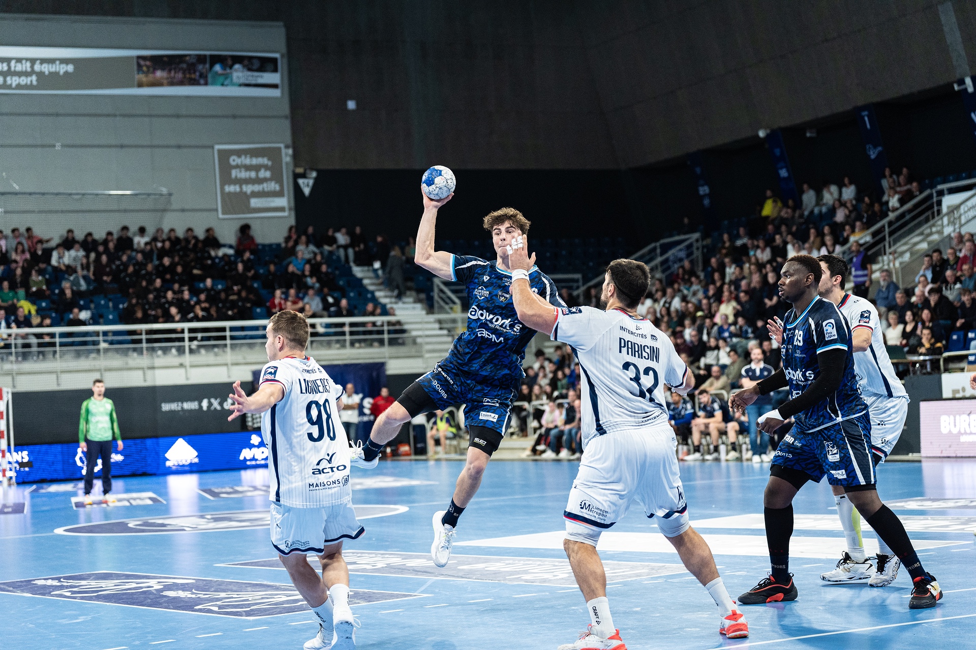 DSC06099.jpg_compressed