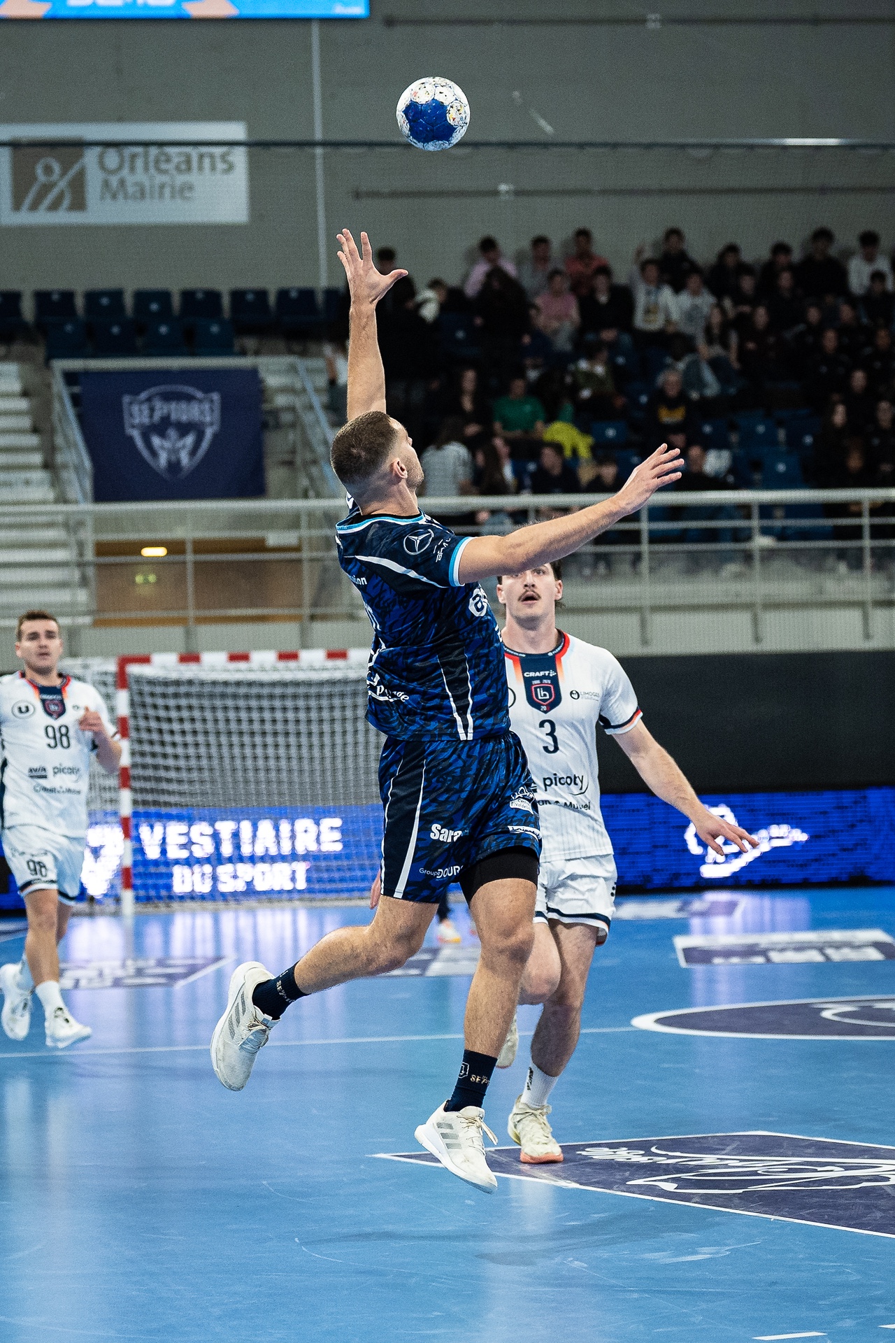 DSC06156.jpg_compressed