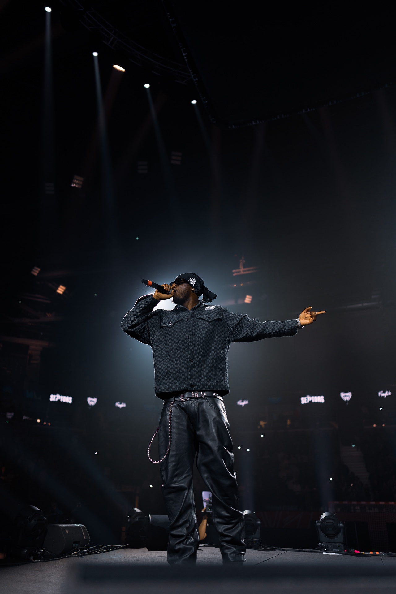 DSC06170.jpg_compressed