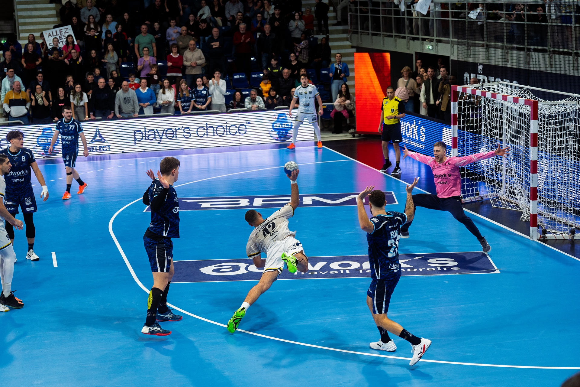 DSC06180.jpg_compressed