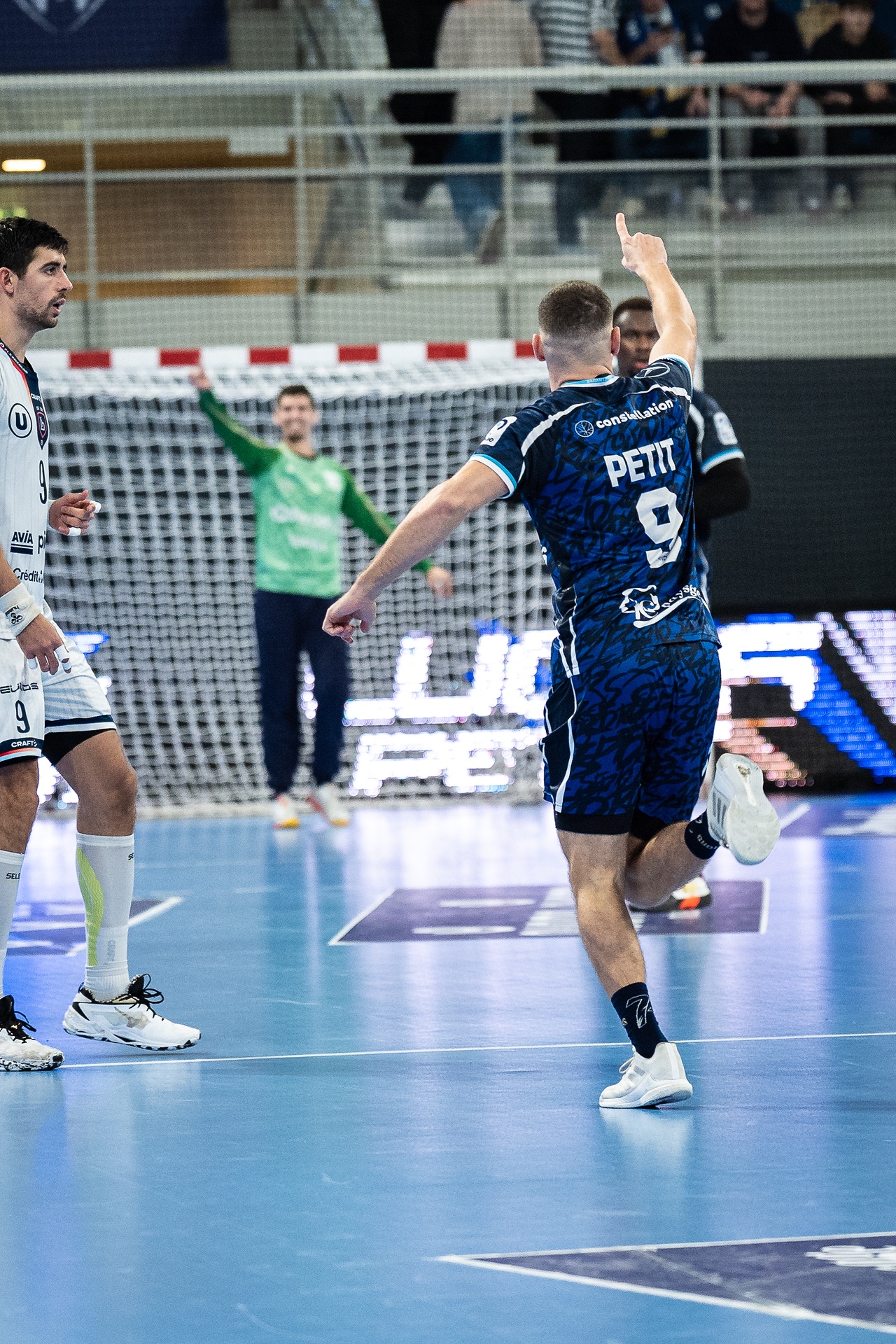 DSC06197.jpg_compressed