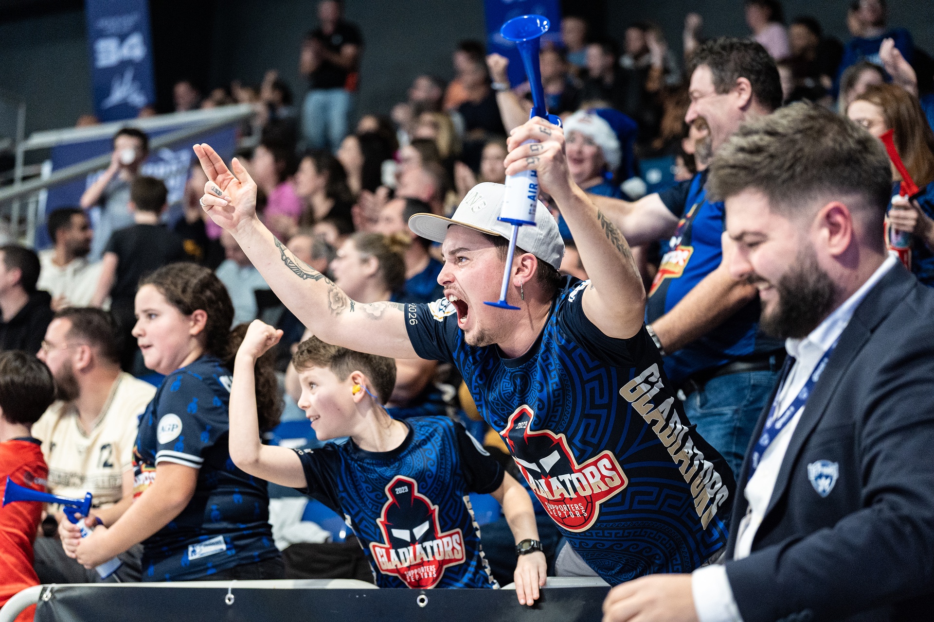 DSC06344.jpg_compressed