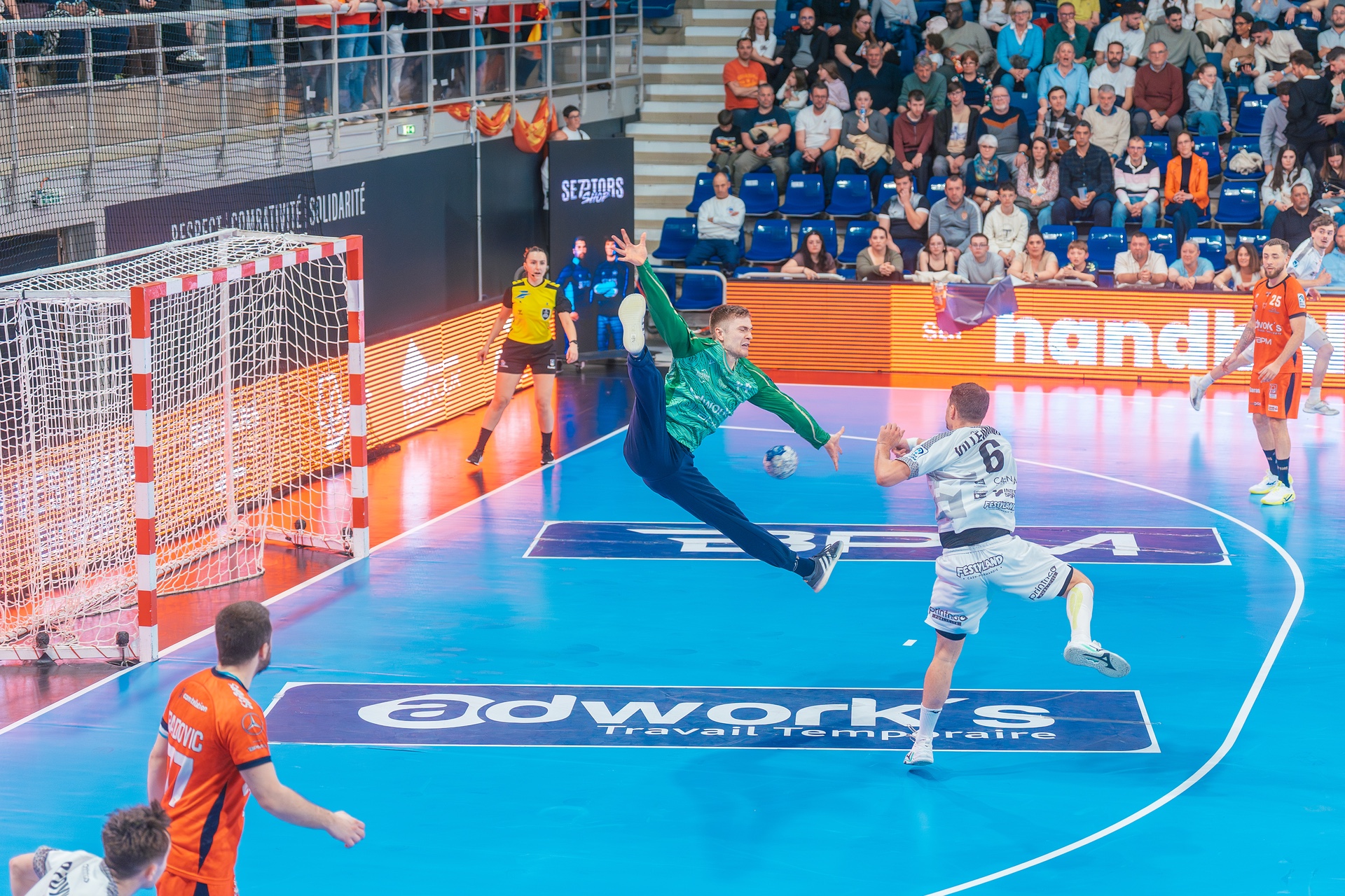 DSC06420.jpg_compressed