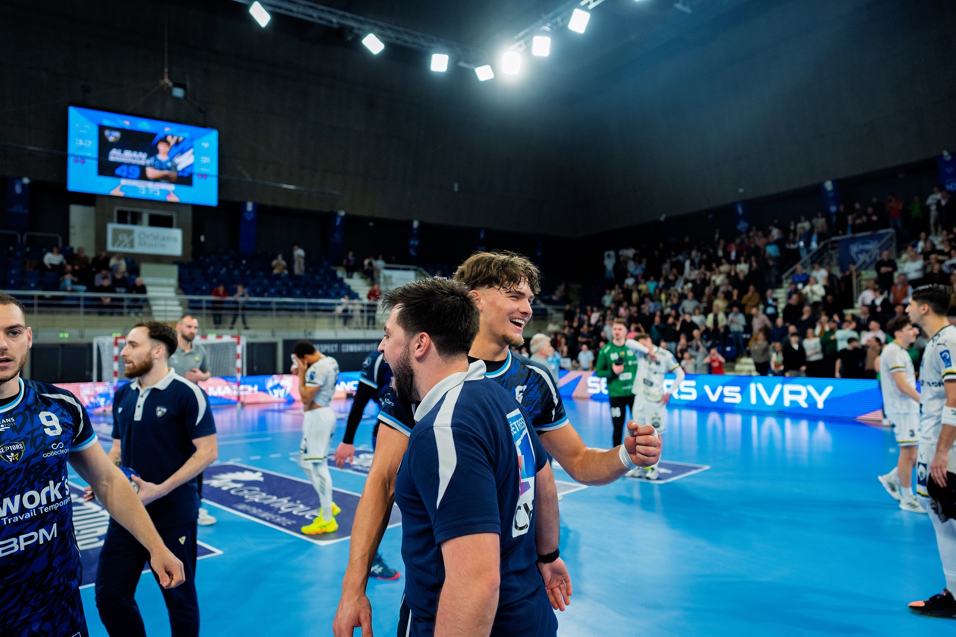 DSC06469.jpg_compressed