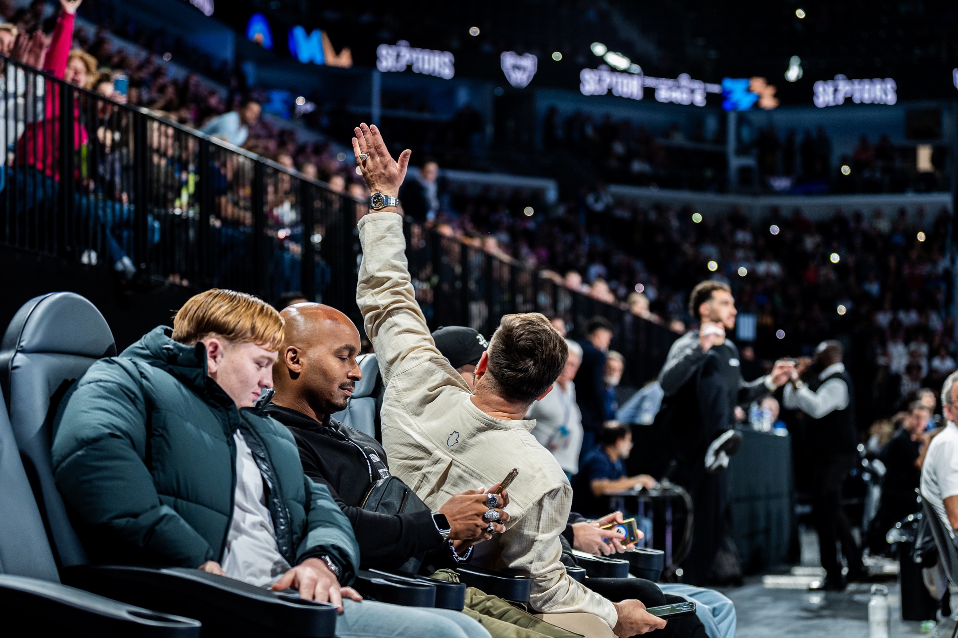 DSC06569.jpg_compressed