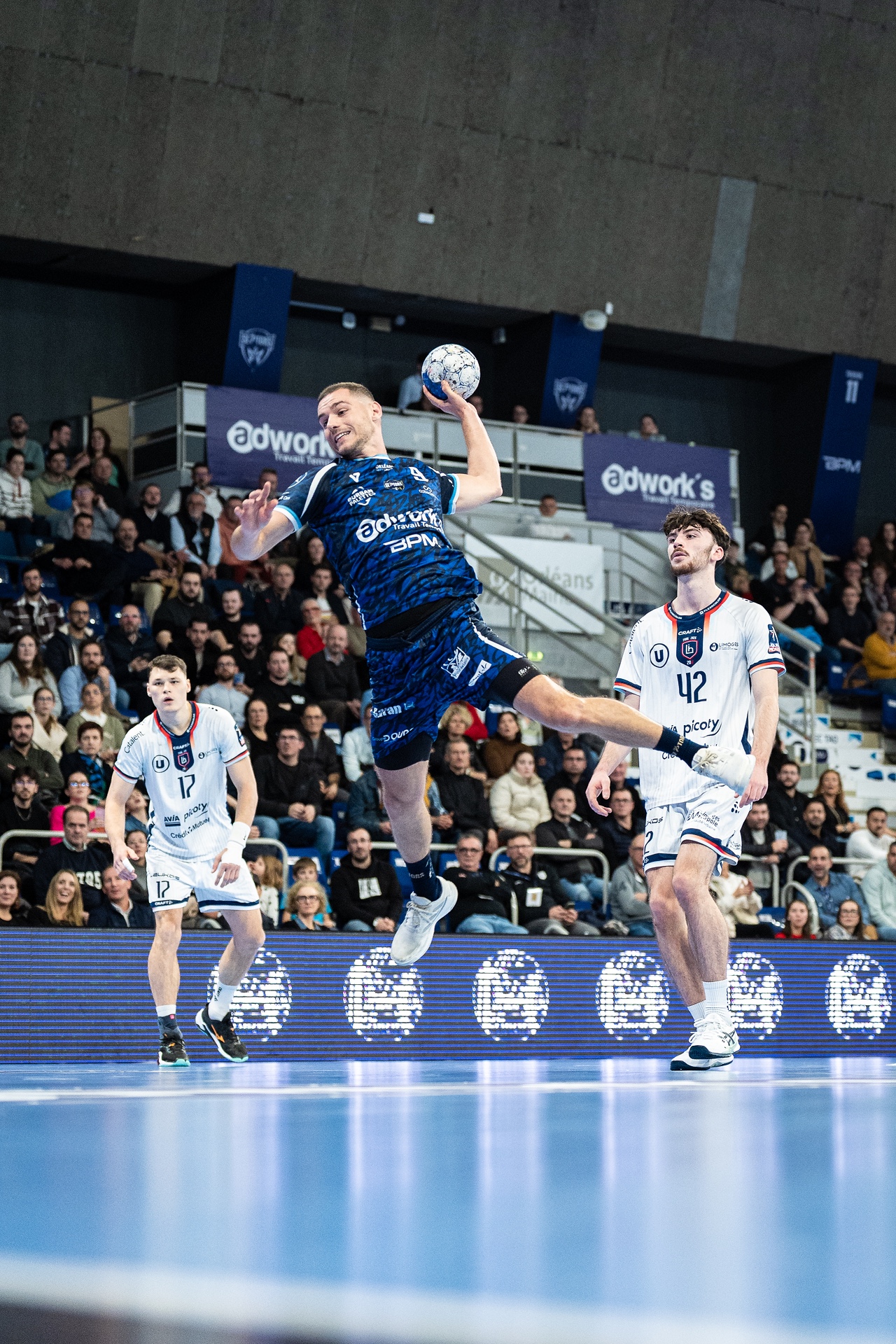 DSC06575.jpg_compressed