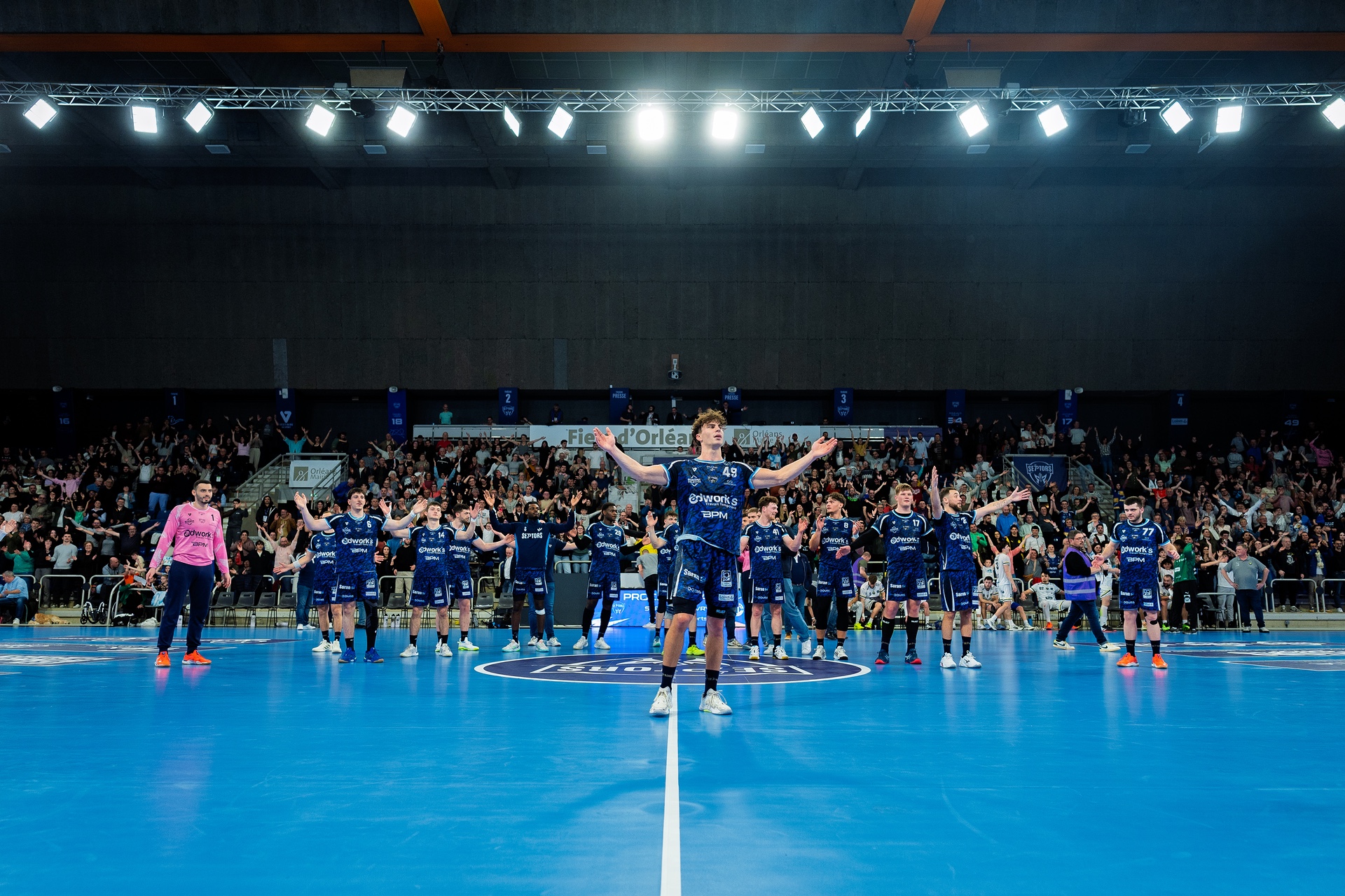 DSC06678.jpg_compressed