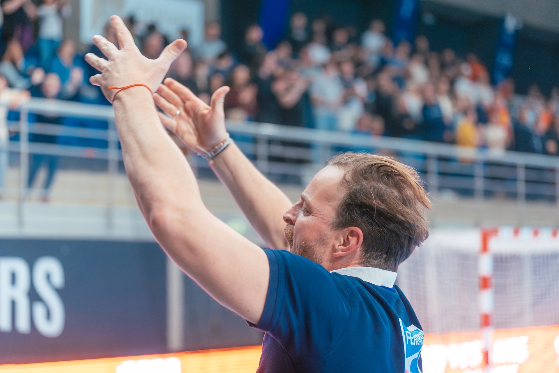 DSC06703.jpg_compressed