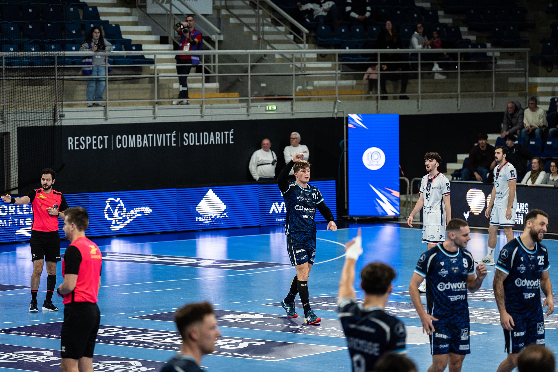 DSC06719.jpg_compressed