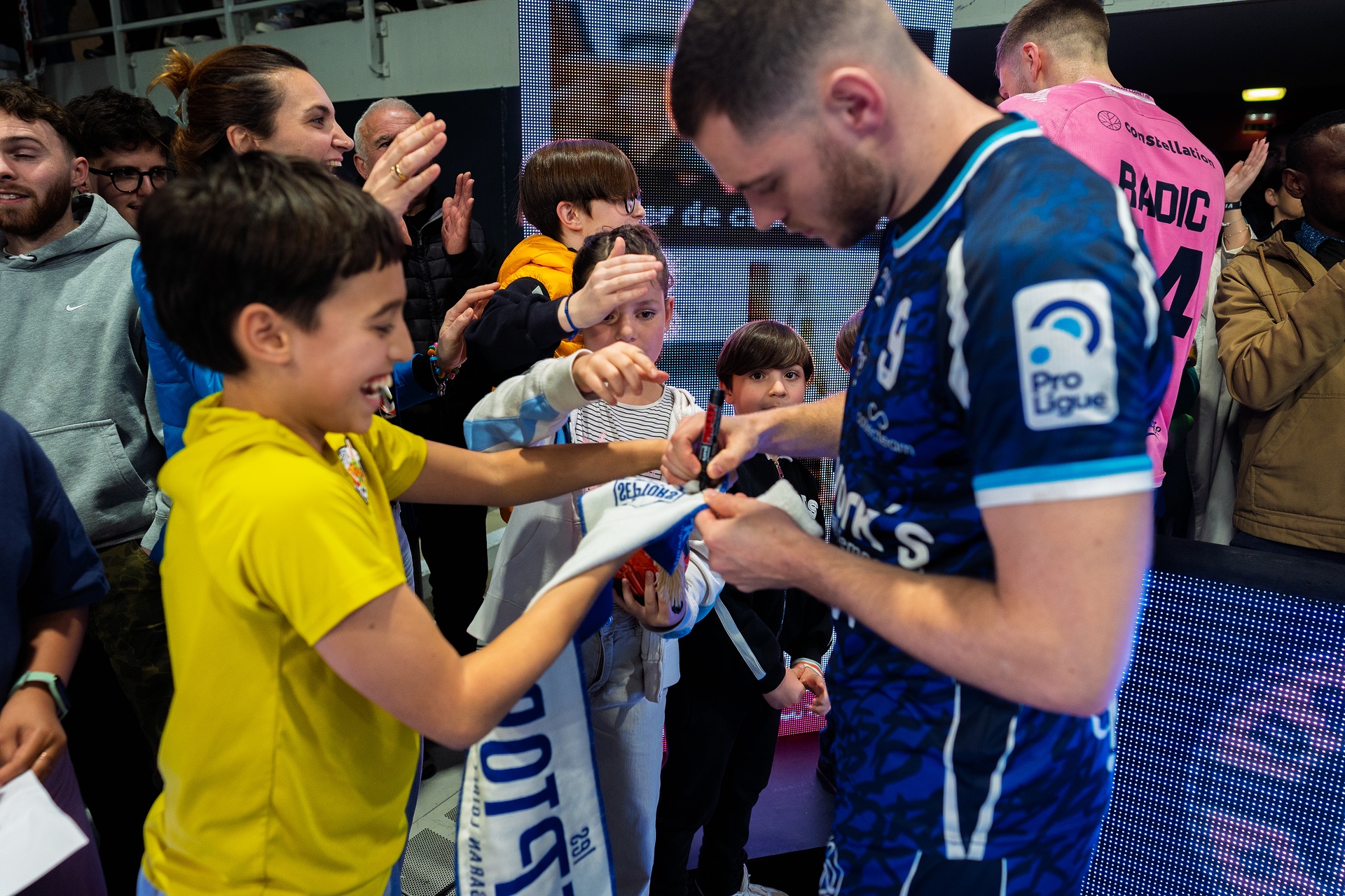 DSC06745.jpg_compressed