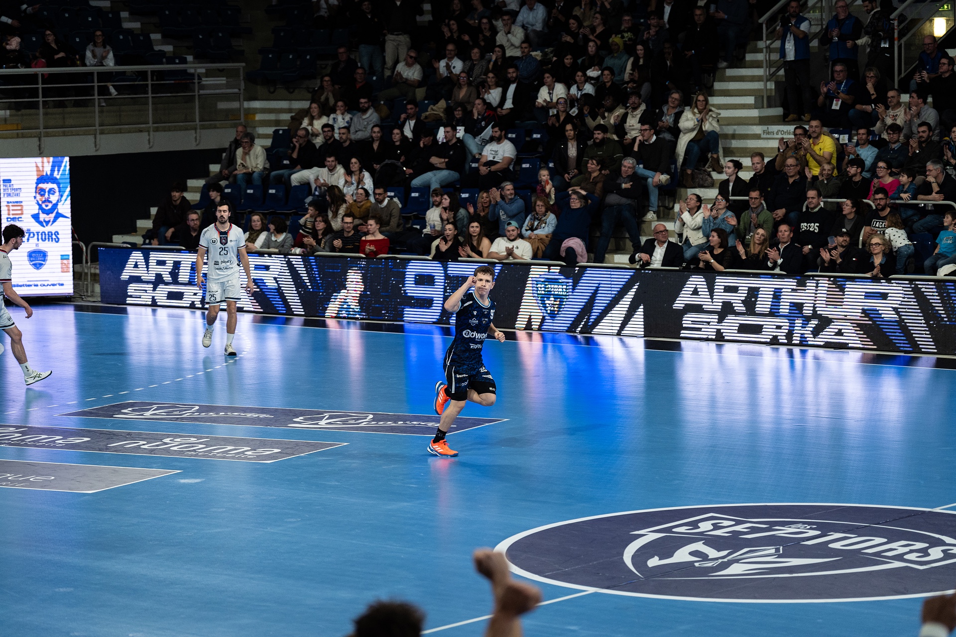 DSC06752.jpg_compressed