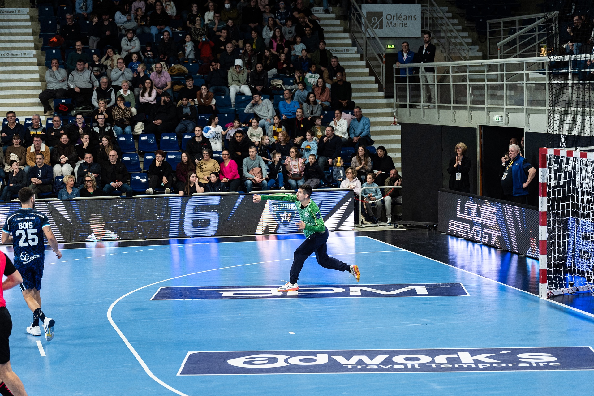 DSC06787.jpg_compressed