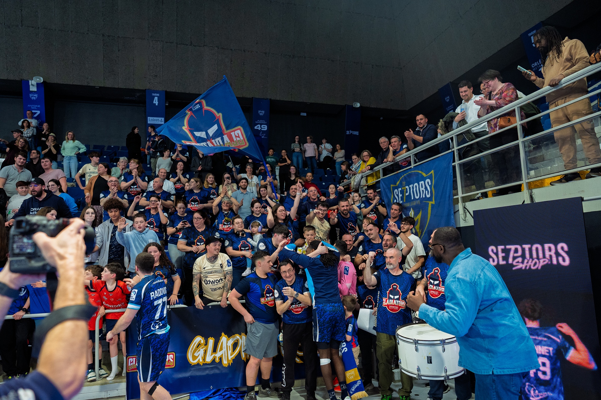 DSC06927.jpg_compressed