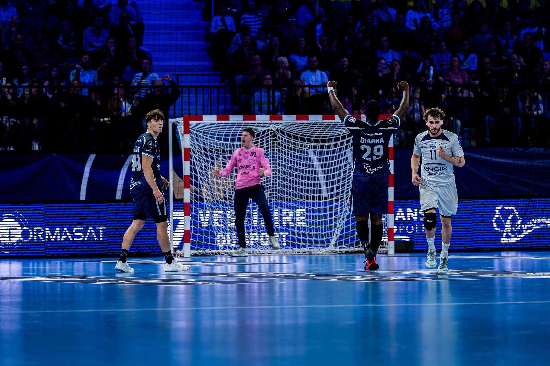 DSC07026.jpg_compressed