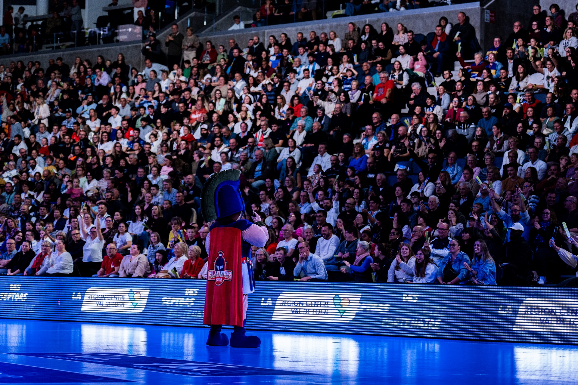 DSC07084.jpg_compressed