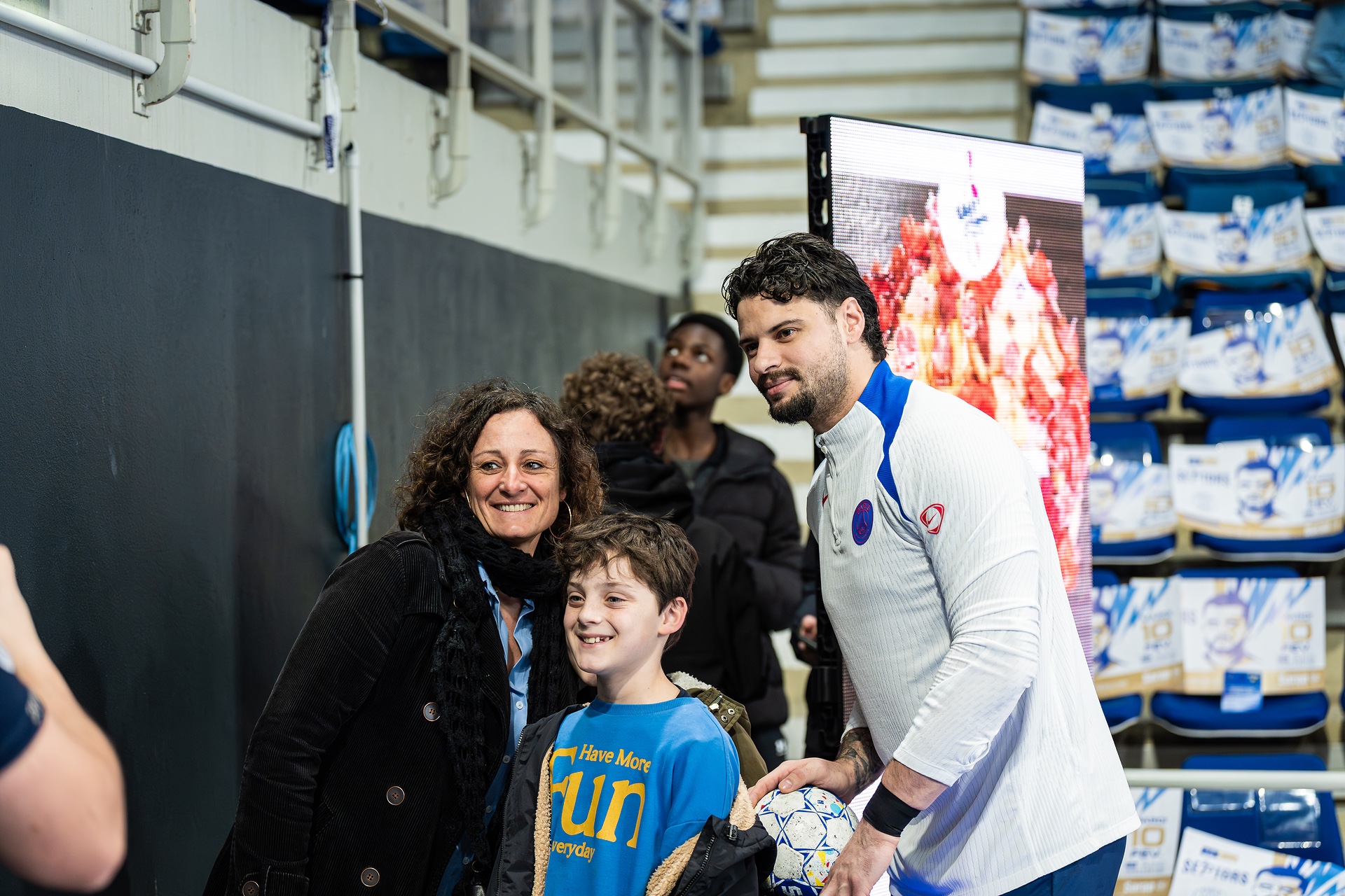 DSC07110.jpg_compressed