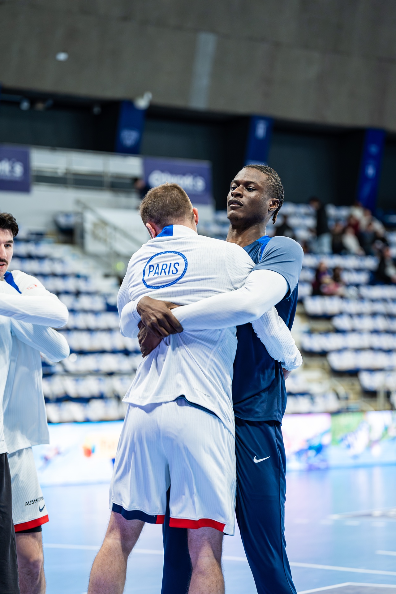 DSC07129.jpg_compressed