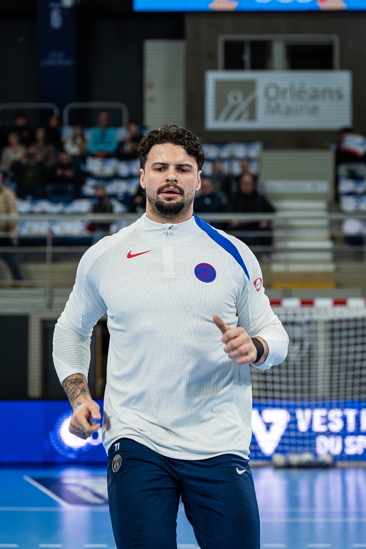 DSC07169-2.jpg_compressed