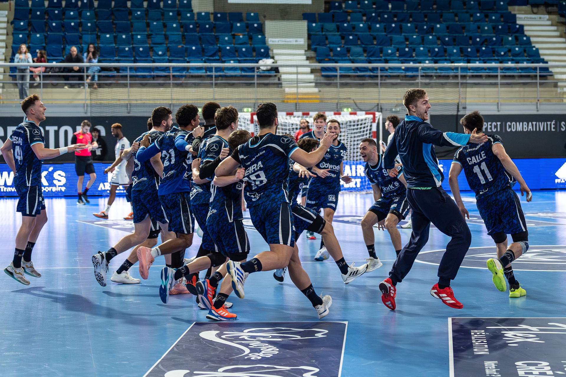 DSC07233-2.jpg_compressed