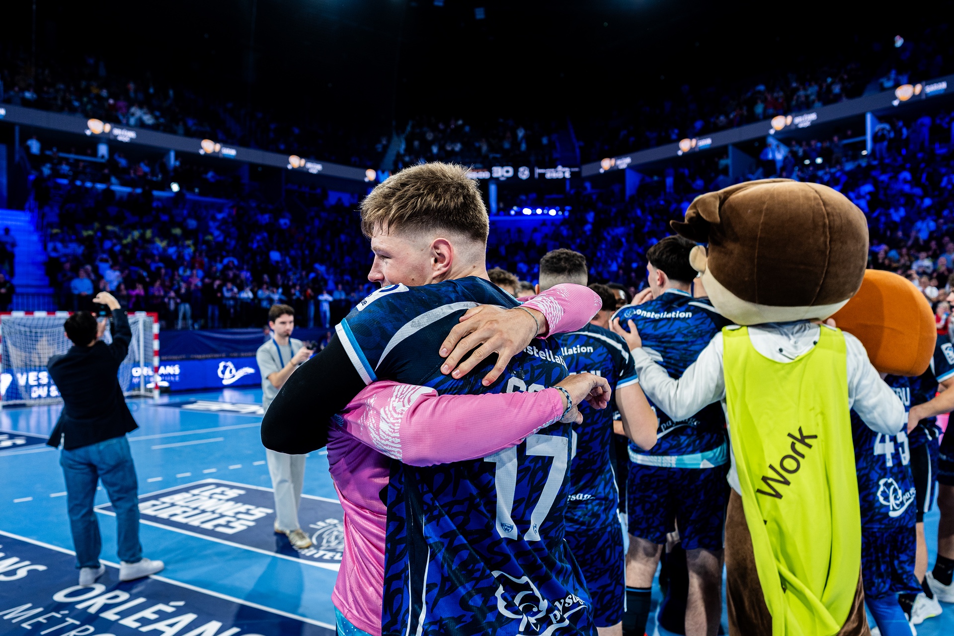 DSC07279.jpg_compressed