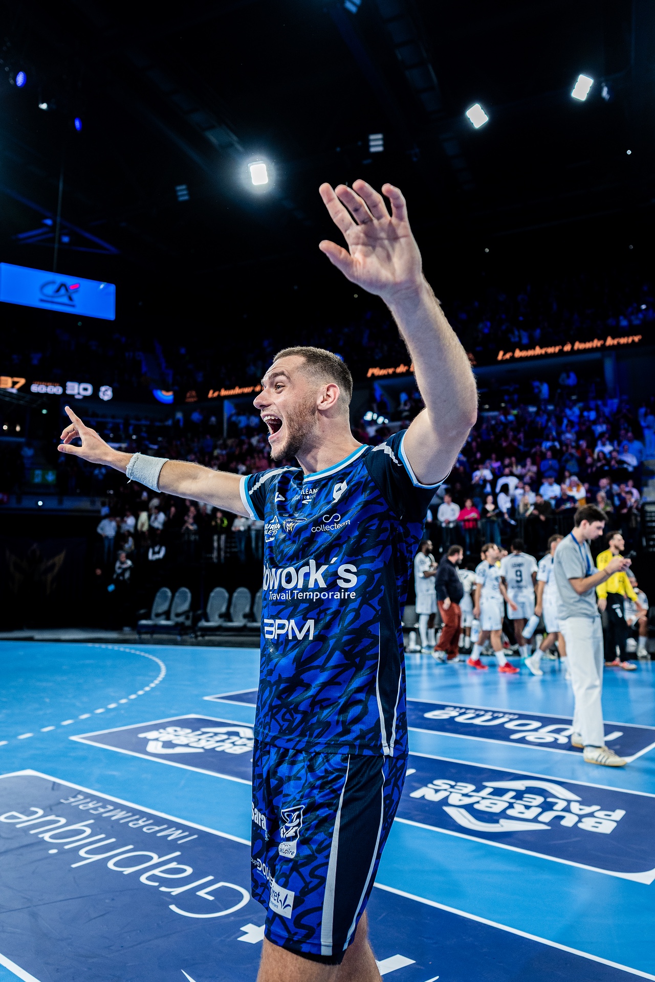 DSC07432.jpg_compressed