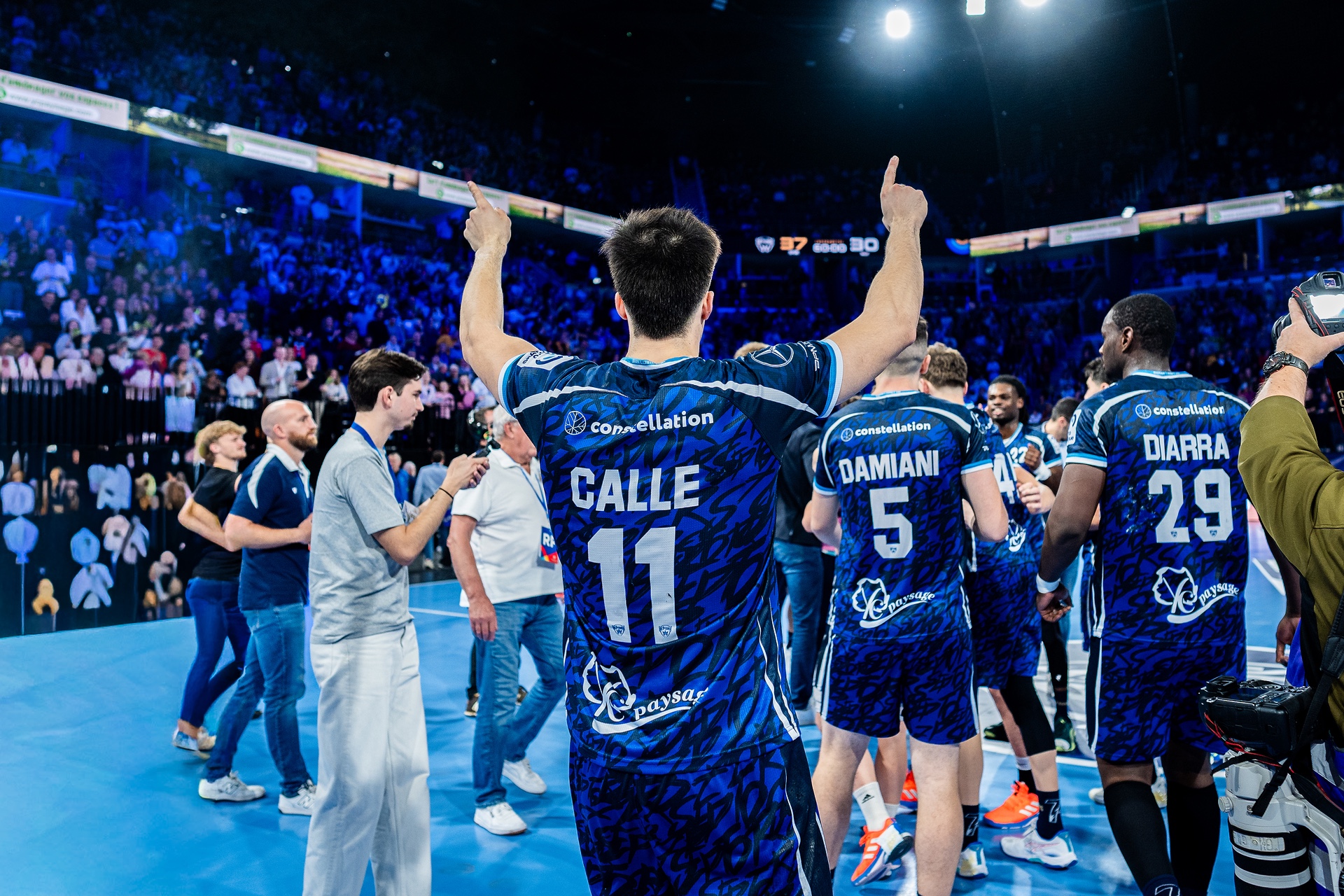 DSC07528.jpg_compressed