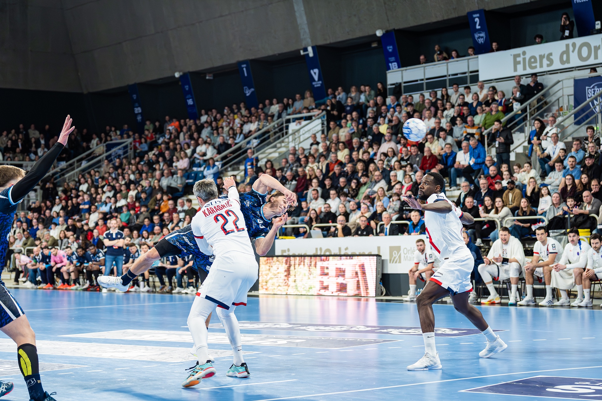 DSC07602.jpg_compressed