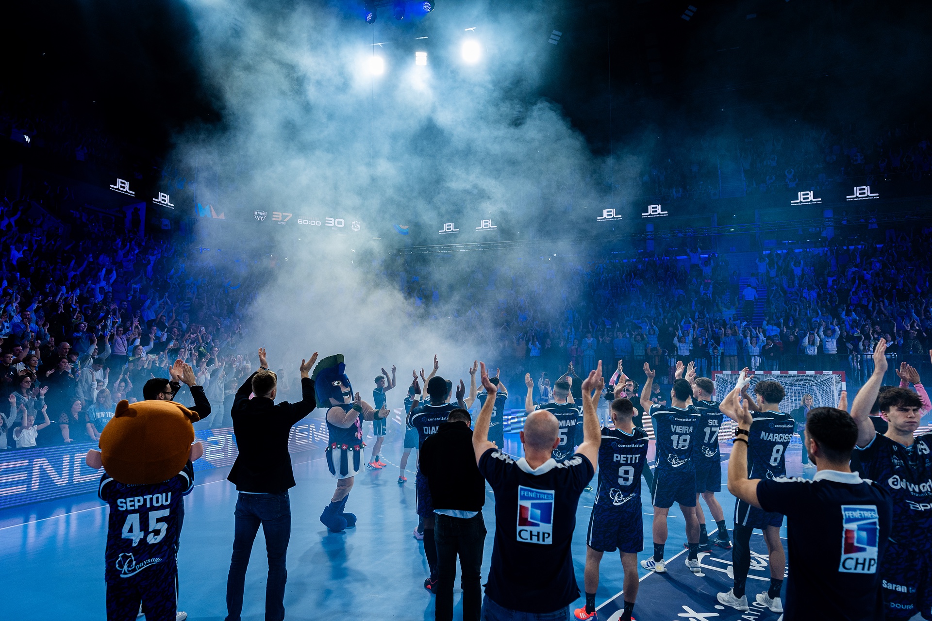 DSC07686.jpg_compressed