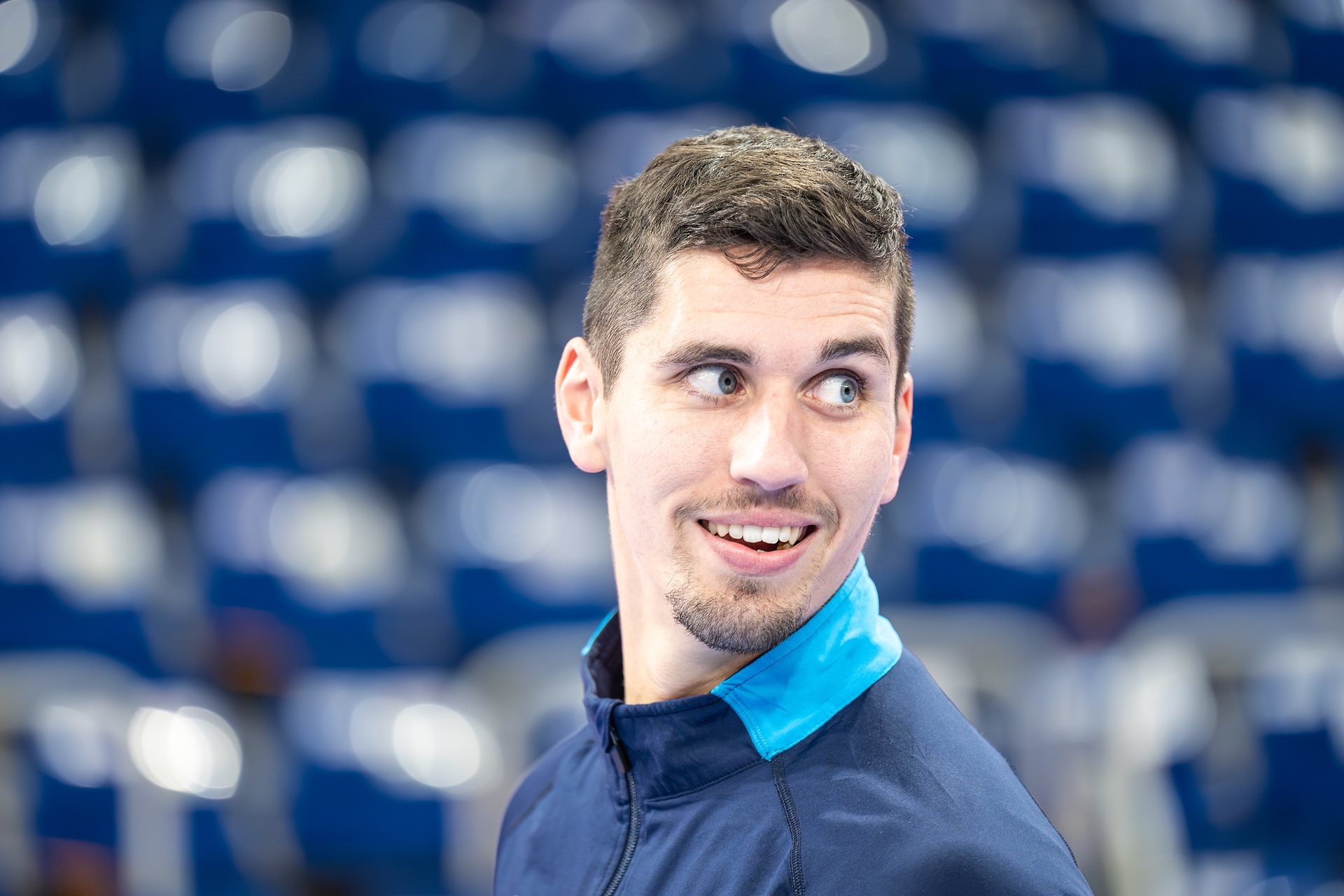 DSC07728.jpg_compressed