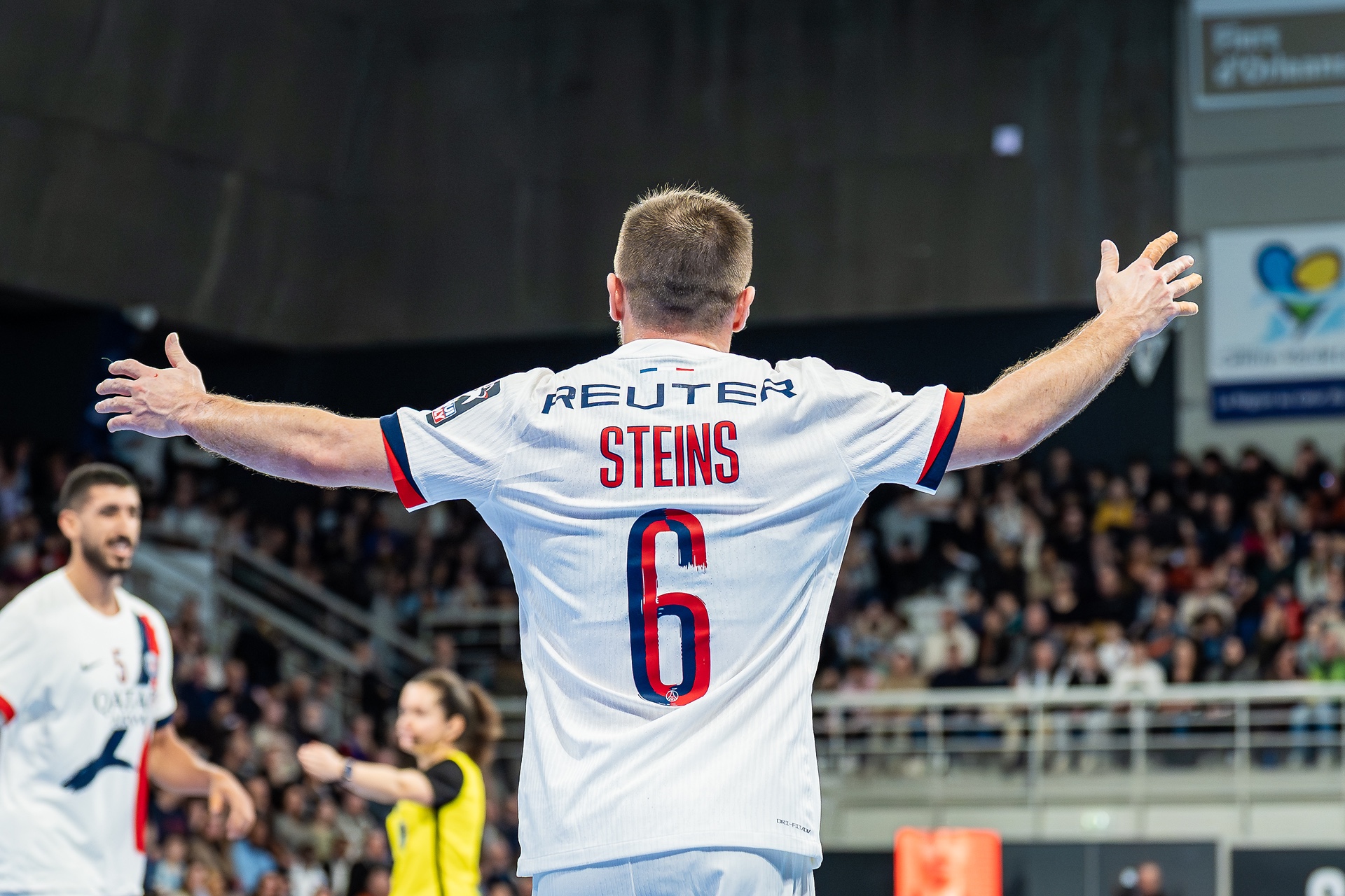 DSC07744-2.jpg_compressed