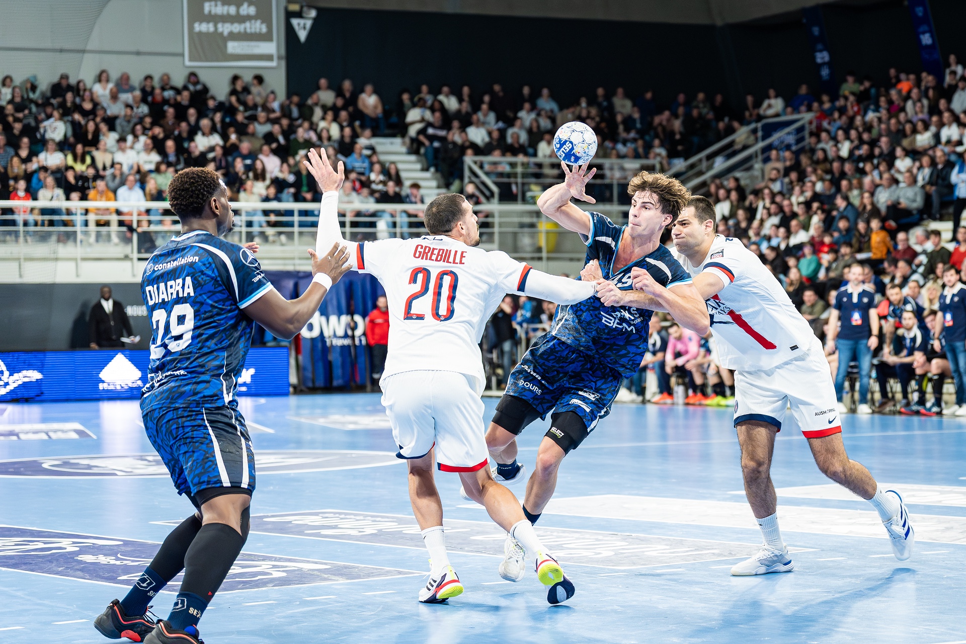 DSC07860.jpg_compressed