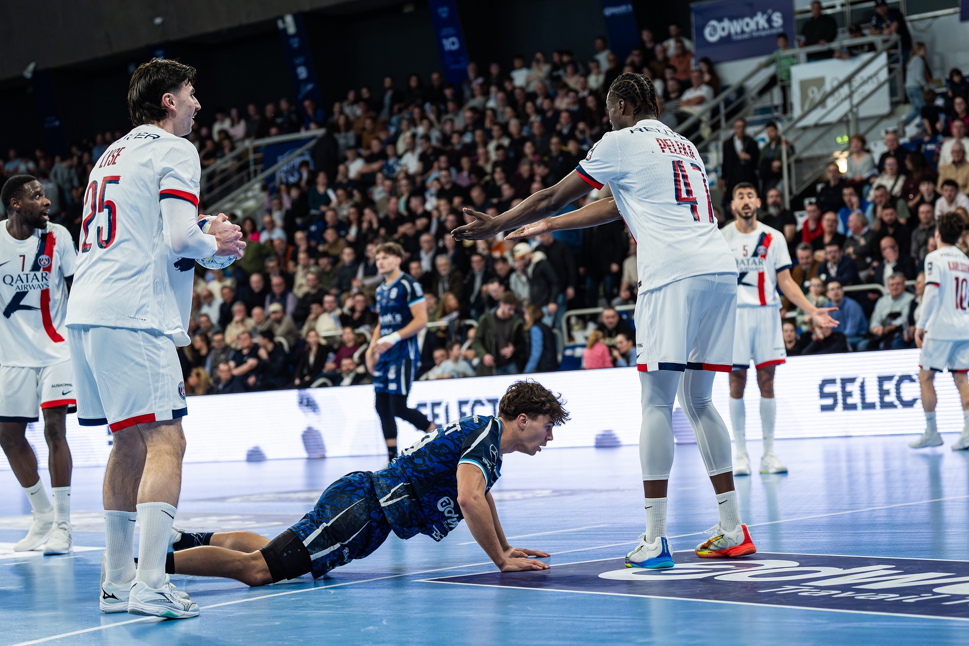 DSC08237.jpg_compressed