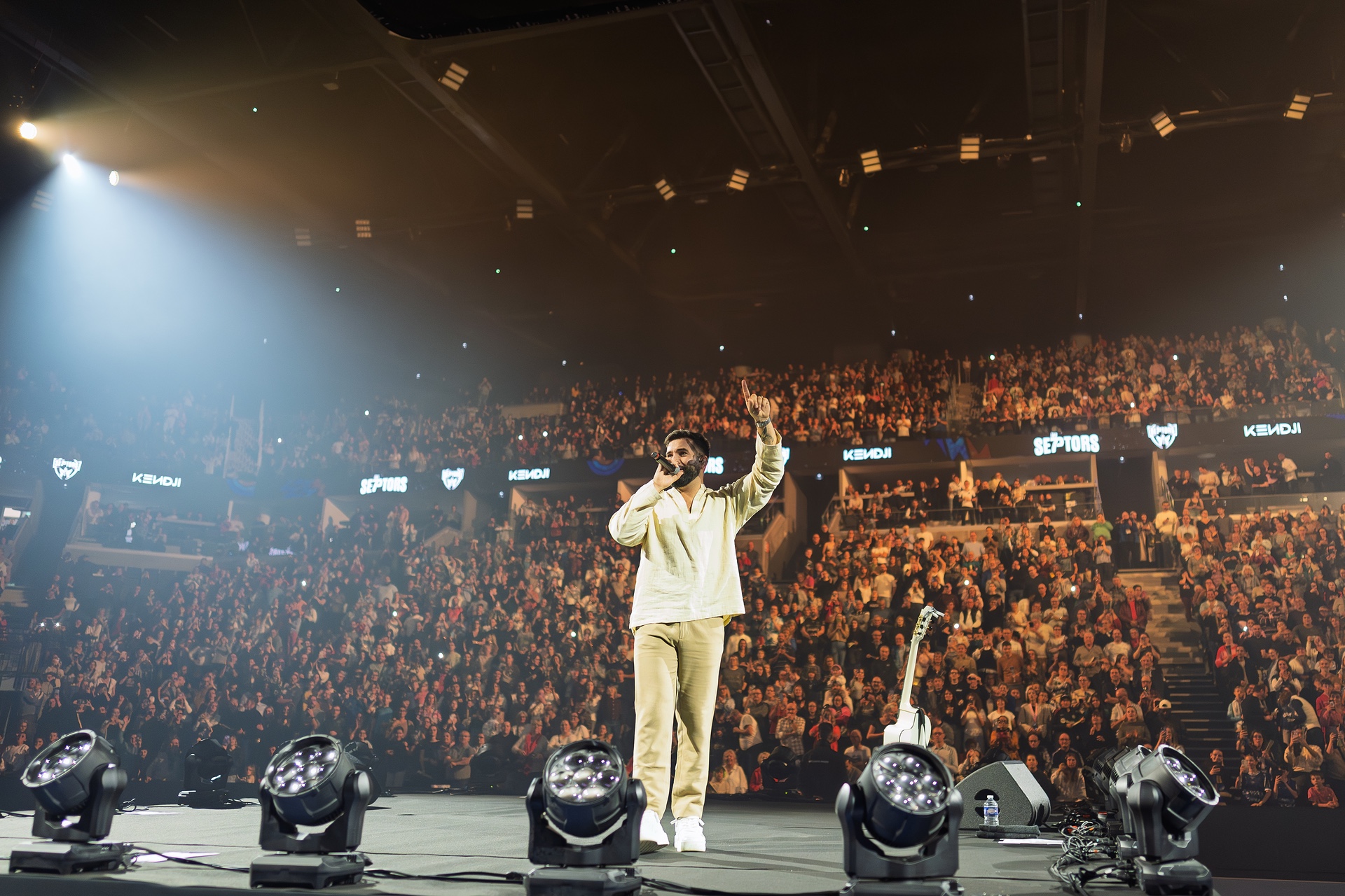 DSC08481.jpg_compressed