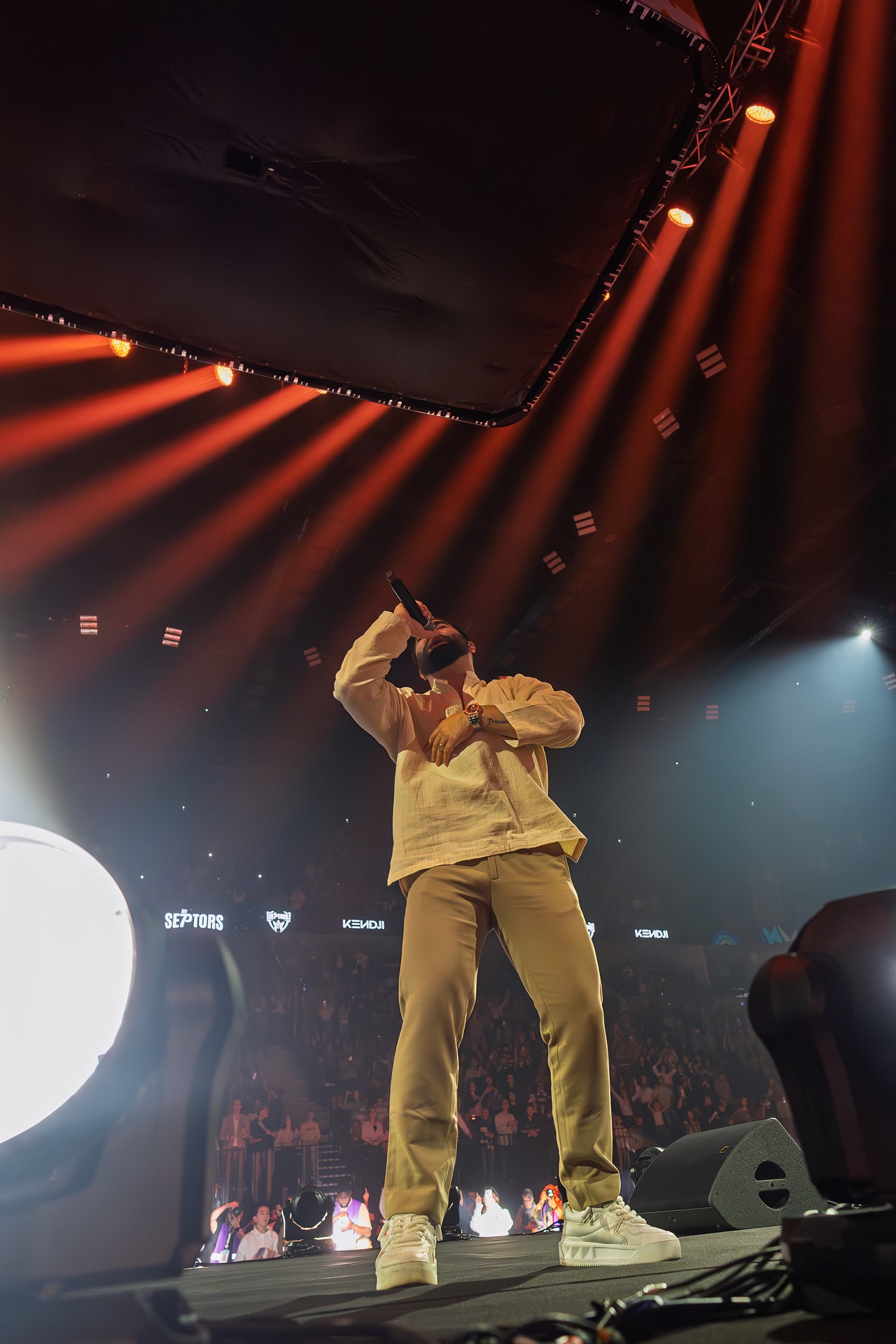 DSC08669.jpg_compressed