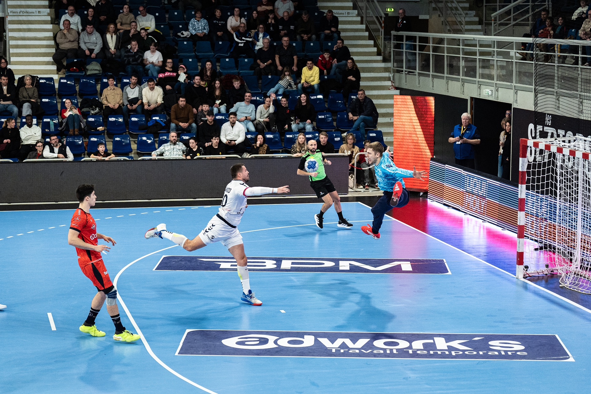 DSC08901.jpg_compressed