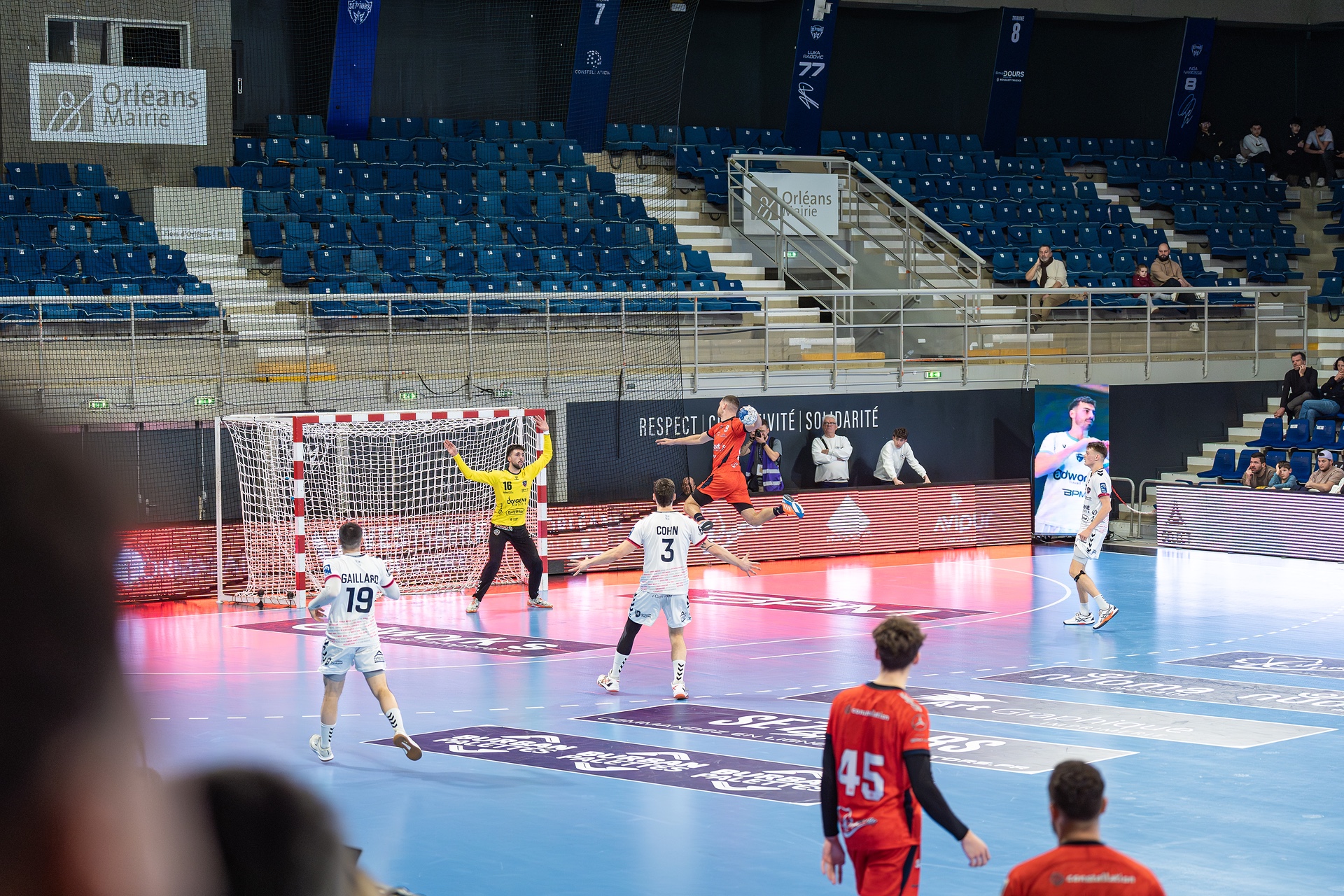 DSC08972.jpg_compressed