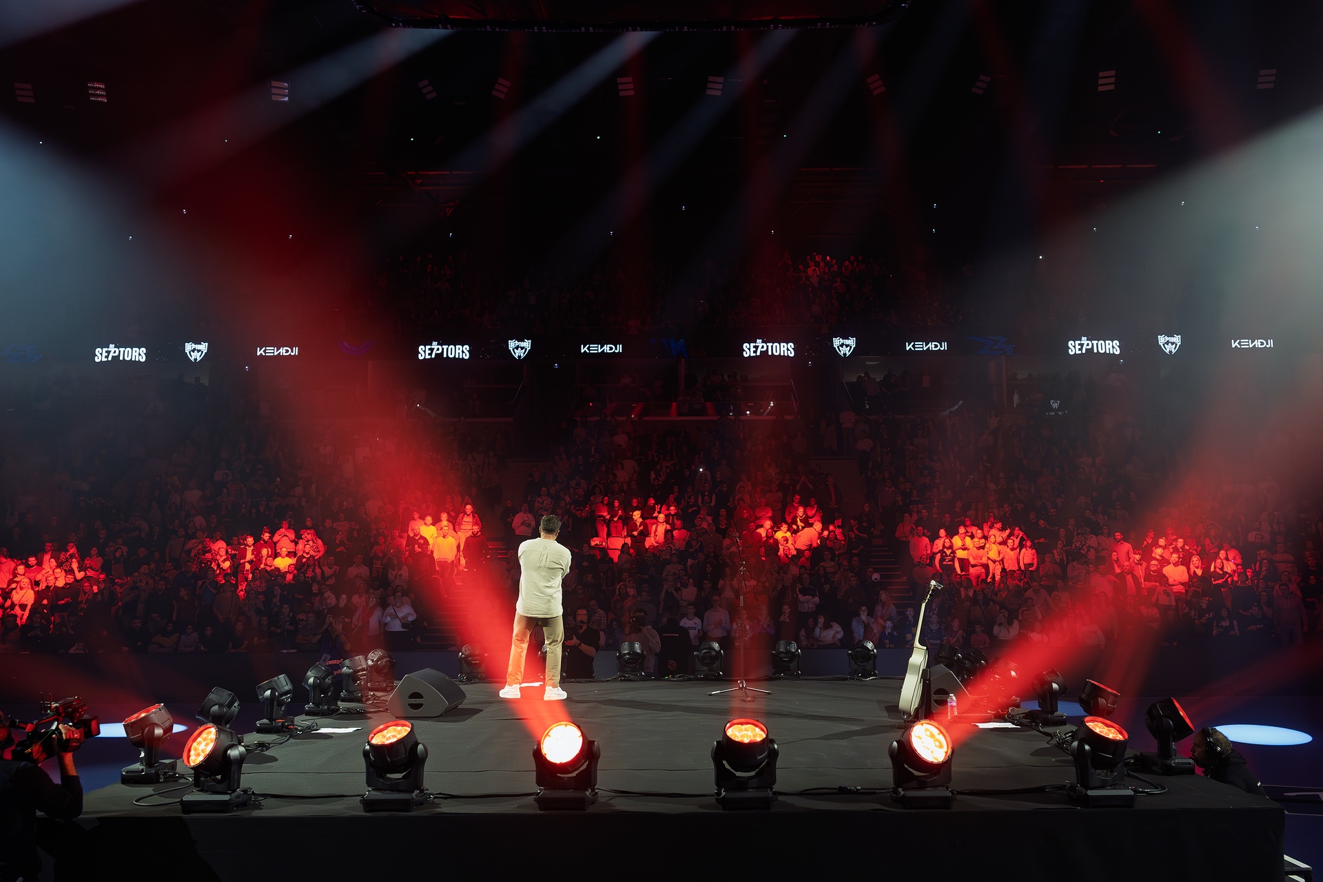 DSC09168.jpg_compressed