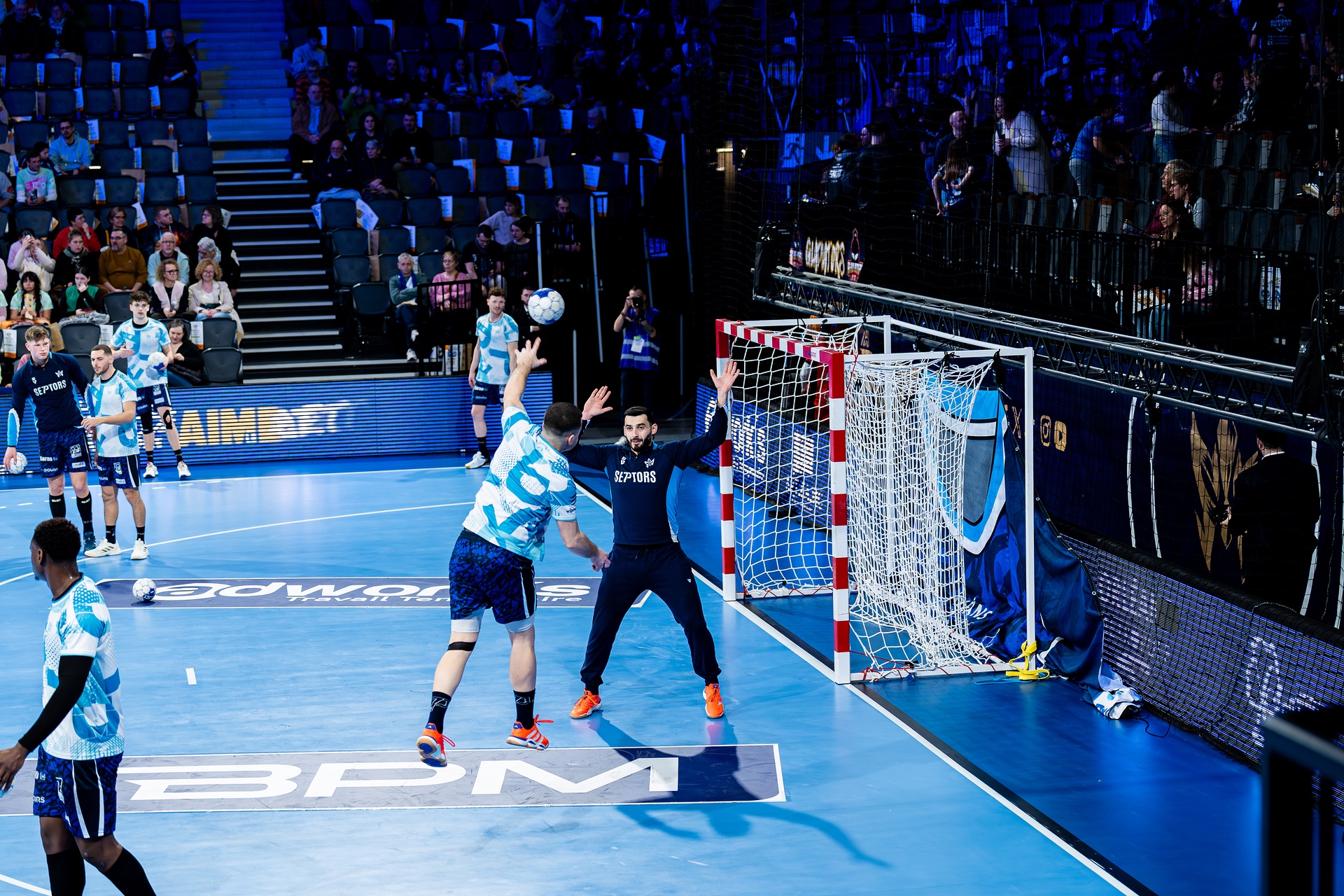 DSC09301.jpg_compressed