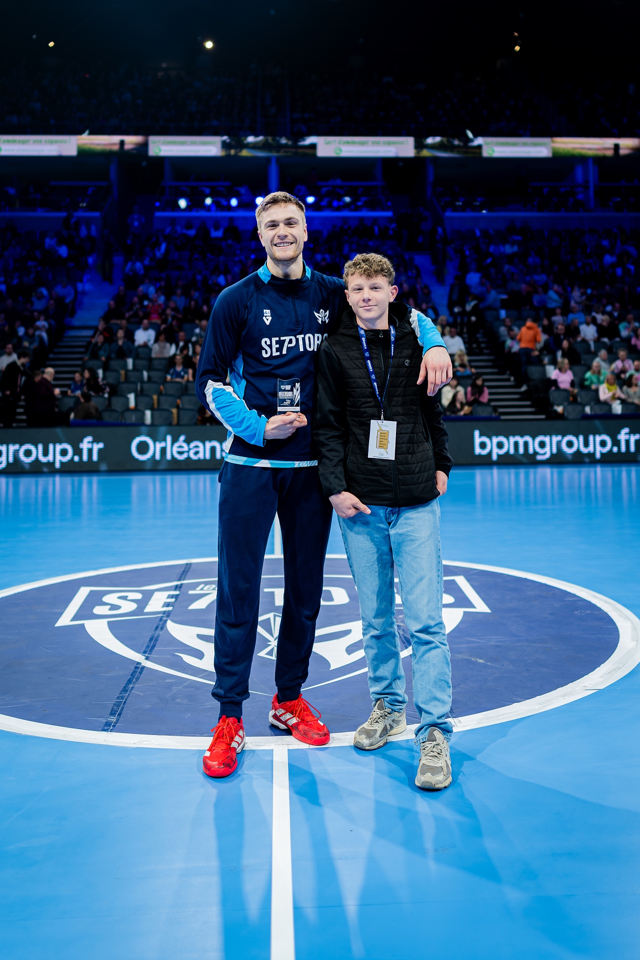 DSC09325.jpg_compressed