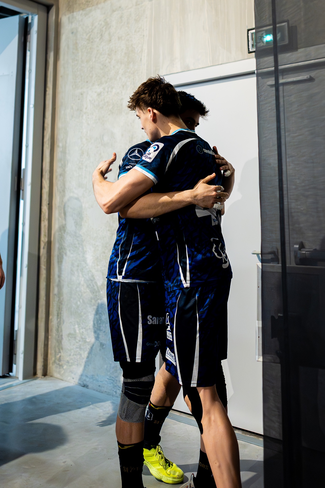 DSC09392.jpg_compressed