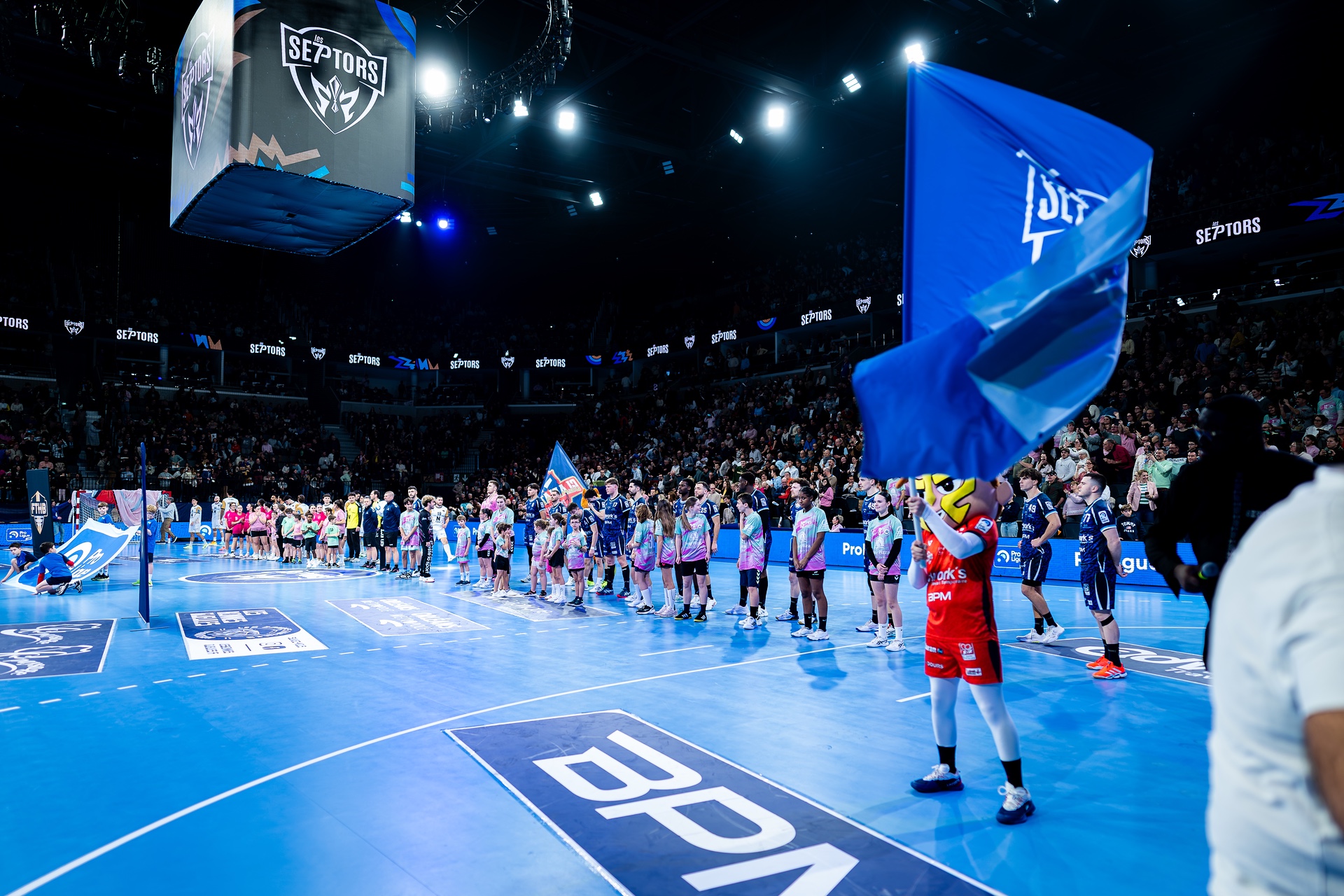 DSC09561.jpg_compressed