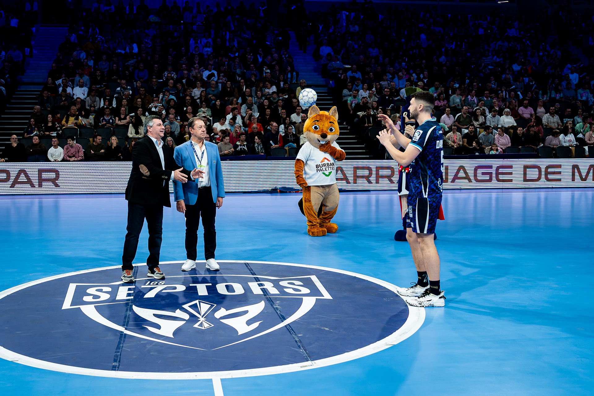 DSC09617.jpg_compressed