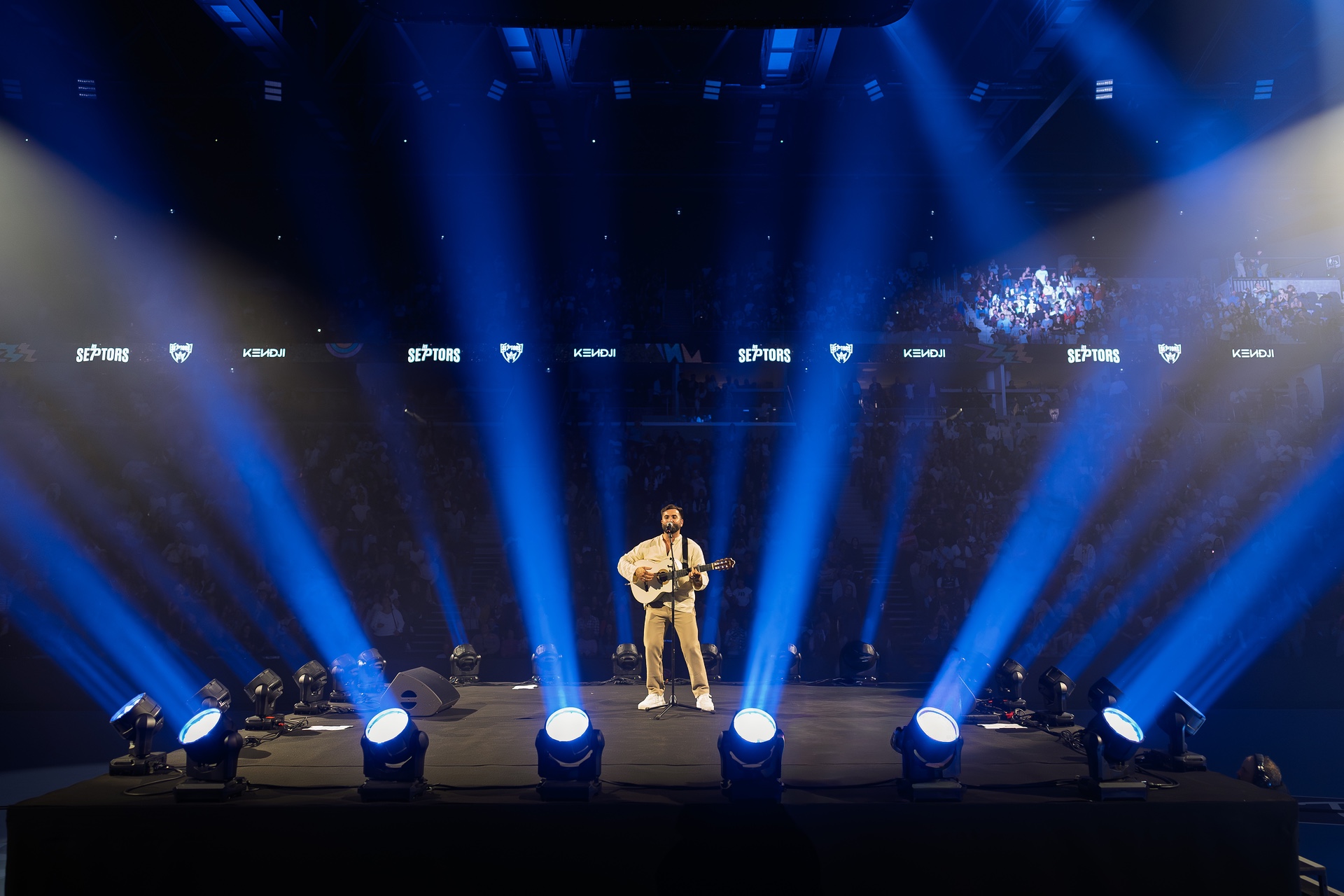 DSC09752.jpg_compressed