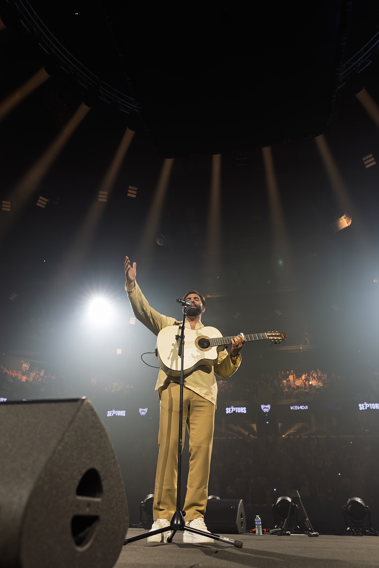 DSC09885.jpg_compressed