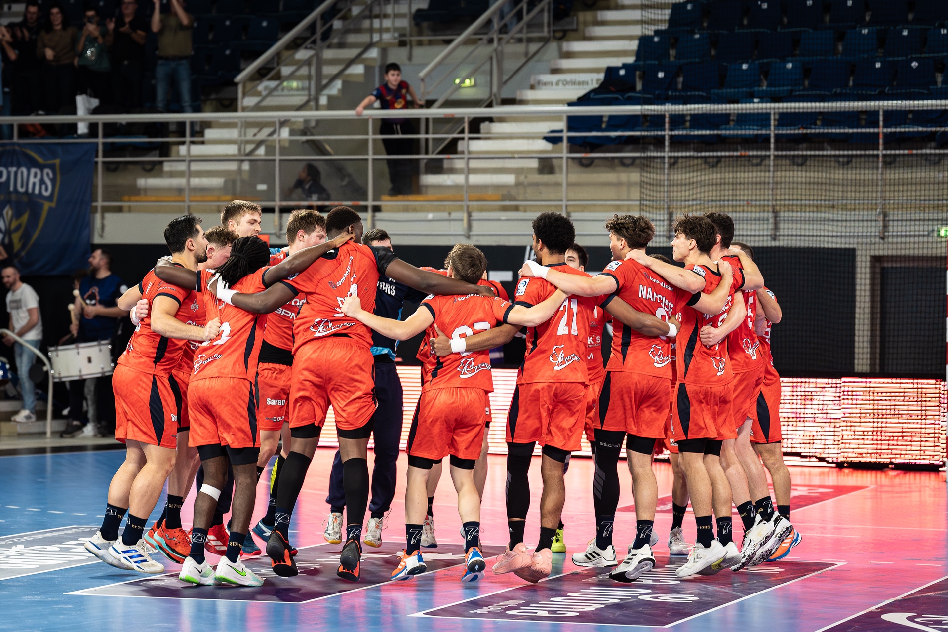 DSC09979.jpg_compressed