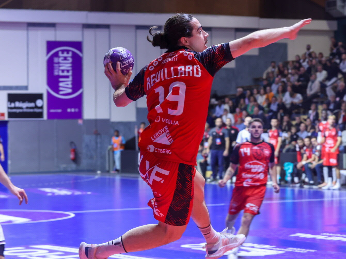 theo-reuillard-et-le-vhb-comptent-rester-sur-la-bonne-lancee-de-leur-debut-de-saison-photo-le-dl-fabrice-hebrard-1728680374